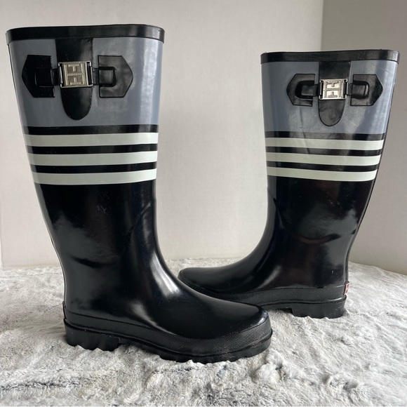 Tommy Hilfiger Black Rubber Rain Boots Women size 6M - Picture 4 of 16